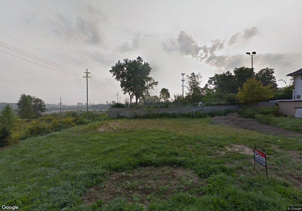 409 Pershing St, Flint, MI 48503 - photo 1