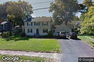 16 Bernard Rd, Wellesley Hills, MA 02481