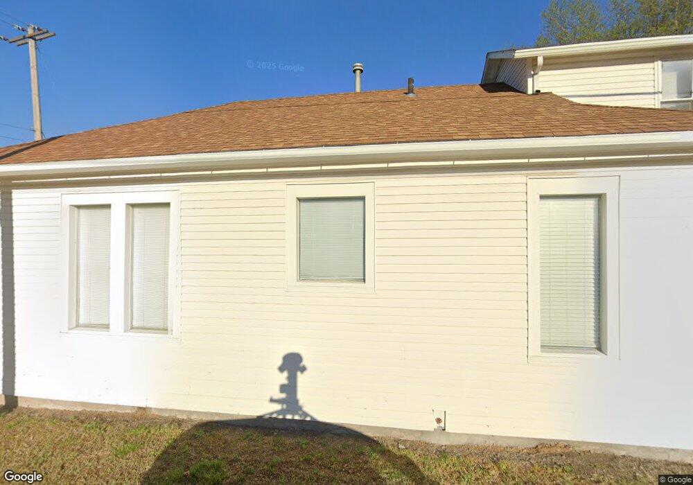 514 SW 7th St, Topeka, KS 66603 - photo 1