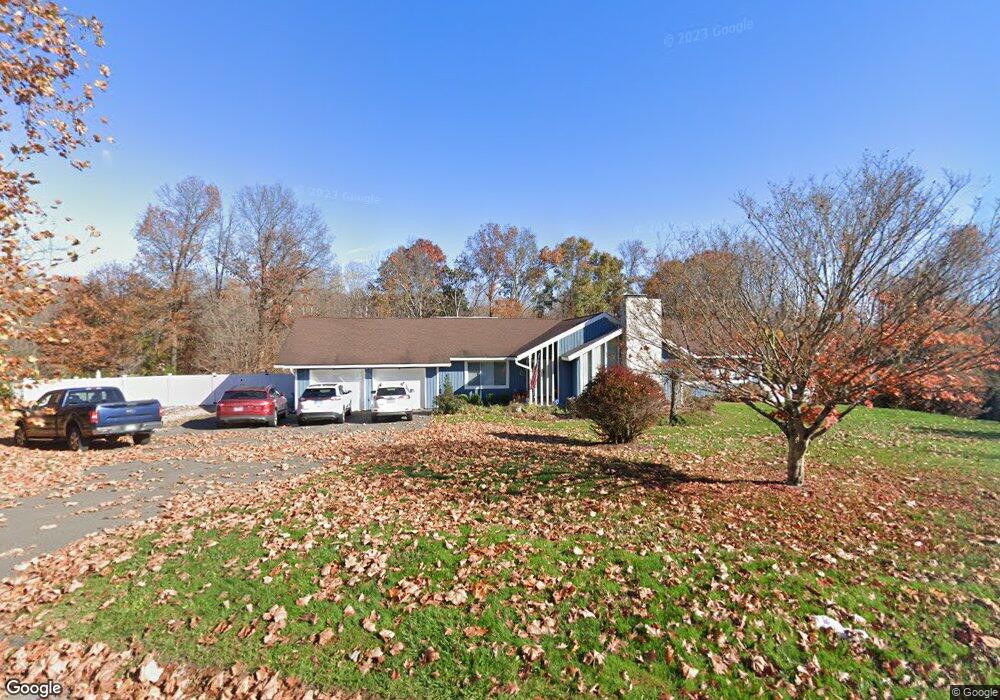 9 Squire Ct, Brookfield, CT 06804 - photo 1