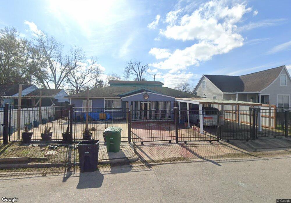 7014 Fairway Dr unit 1, Houston, TX 77087 - photo 1