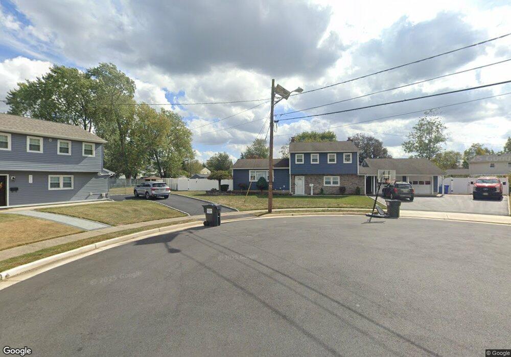 110 Cybowski Ct, South Plainfield, NJ 07080 - photo 1