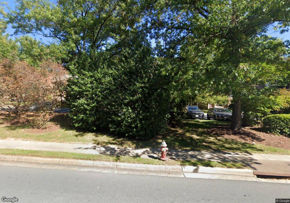 11518 Pine Cone Ct, Reston, VA 20191 - photo 1