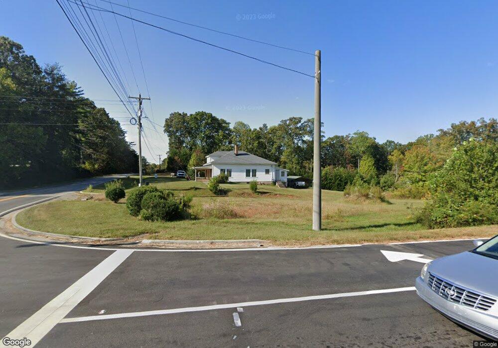 4433 Duncan Bridge Rd, Cornelia, GA 30531 - photo 1