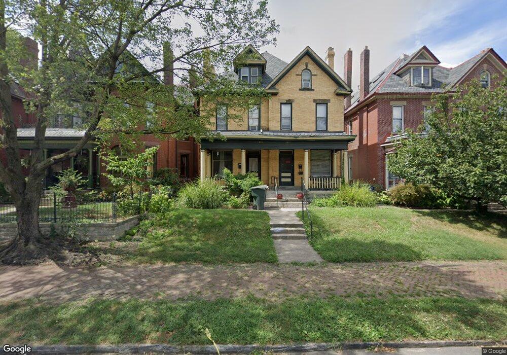 845 Dennison Ave unit 847, Columbus, OH 43215 - photo 1