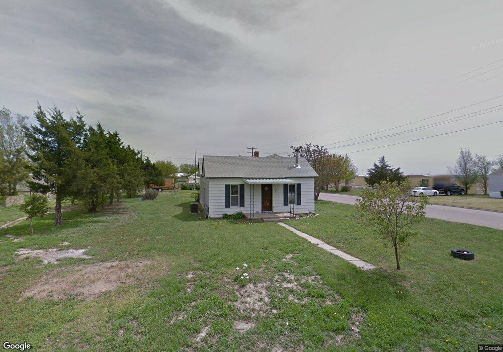 310 S 3rd St, Cimarron, KS 67835 - photo 1