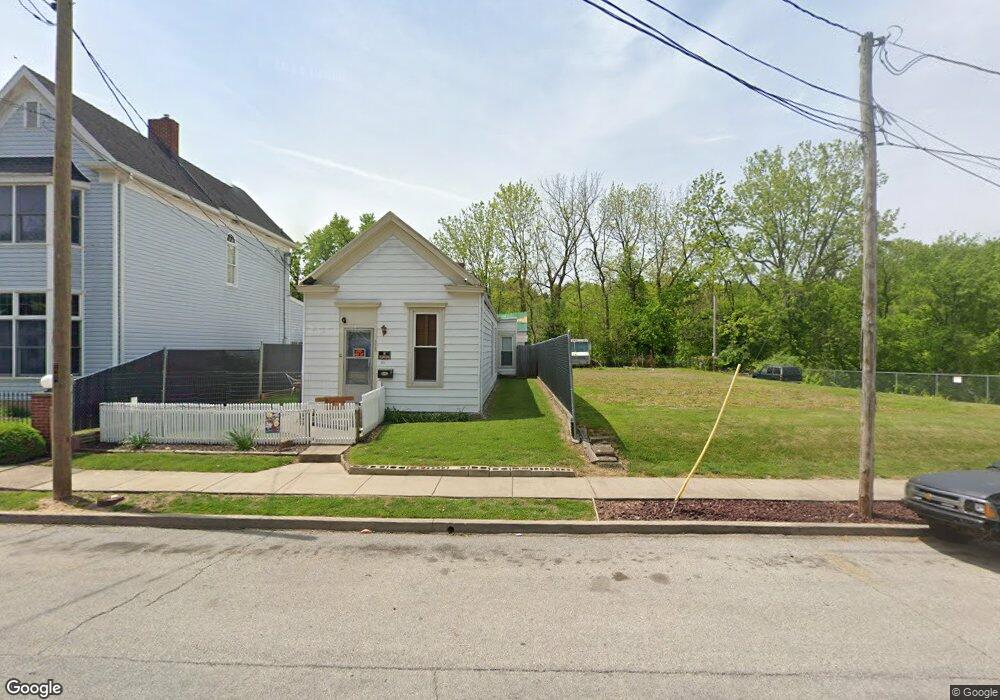 313 W 8th St, New Albany, IN 47150 - photo 1