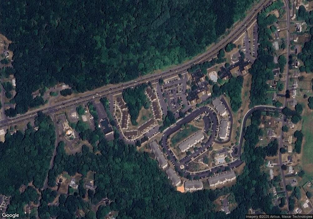 1231 Washington St unit 14, Middletown, CT 06457 - photo 1