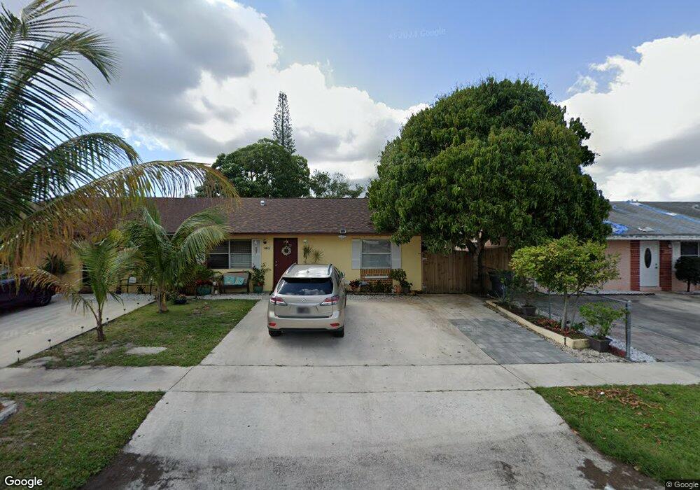4811 Saratoga Rd, West Palm Beach, FL 33415 - photo 1