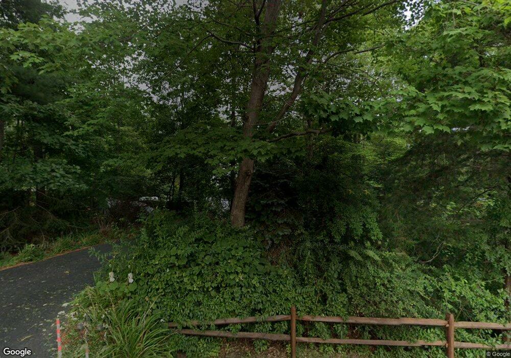 127 Winnicutt Rd, Stratham, NH 03885 - photo 1