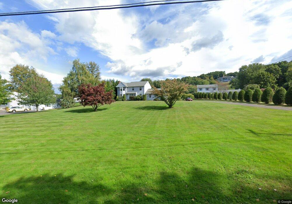 73 Snipsic Lake Rd, Ellington, CT 06029 - photo 1