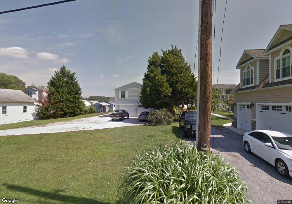 4016 Chestnut Rd, Middle River, MD 21220 - photo 1