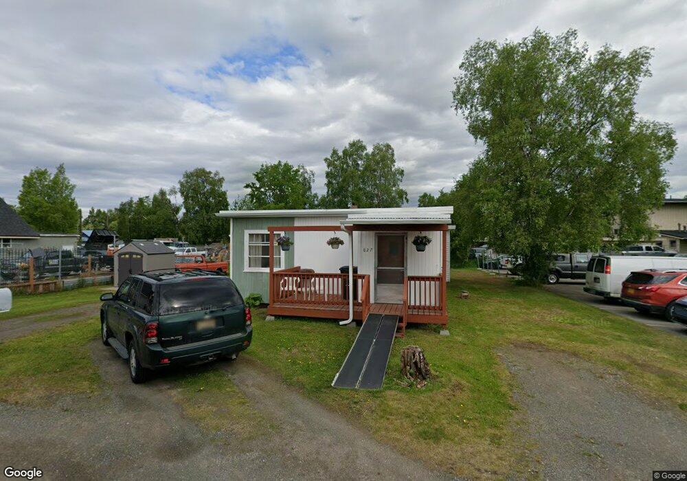 827 W 24th Ave, Anchorage, AK 99503 - photo 1