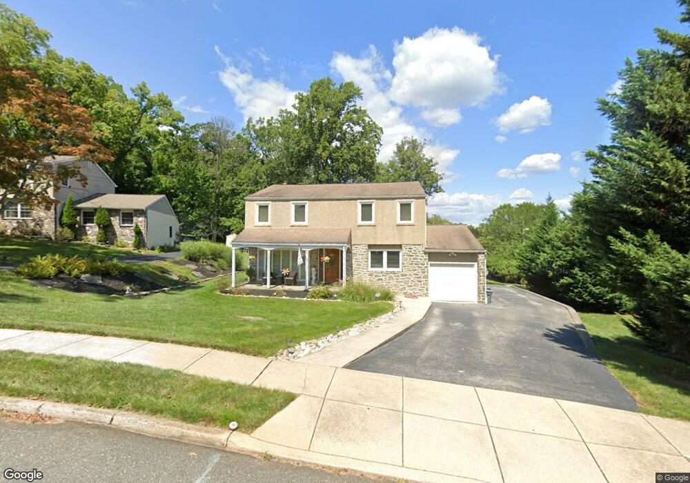 8 Selwyn Dr, Broomall, PA 19008 - photo 1