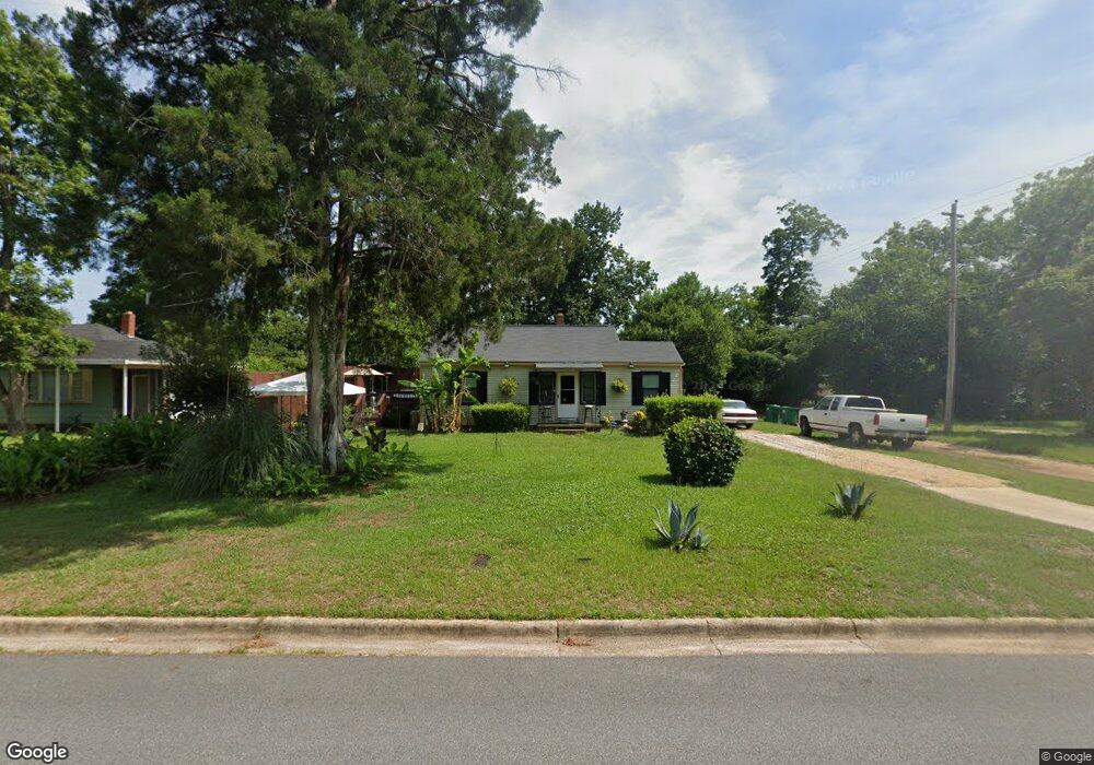 1905 W Whitney Ave, Albany, GA 31707 - photo 1