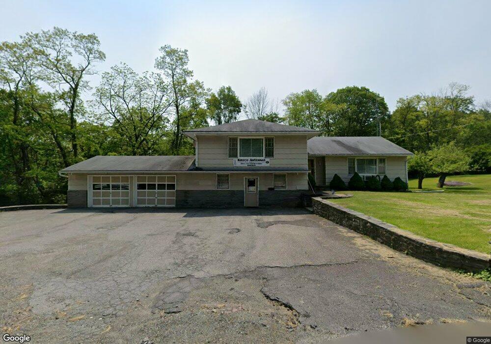 3340 Spruce Cabin Rd, Cresco, PA 18326 - photo 1