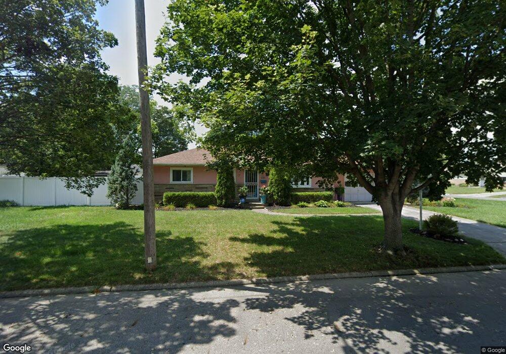 631 Powhatan Ave, Columbus, OH 43204 - photo 1