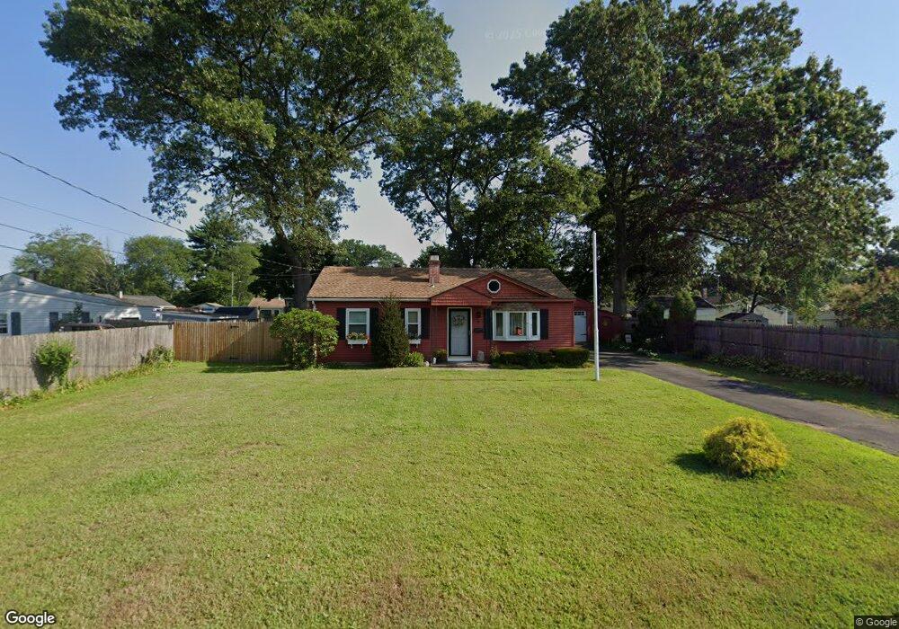 46 Laurel Rd, Windsor Locks, CT 06096 - photo 1