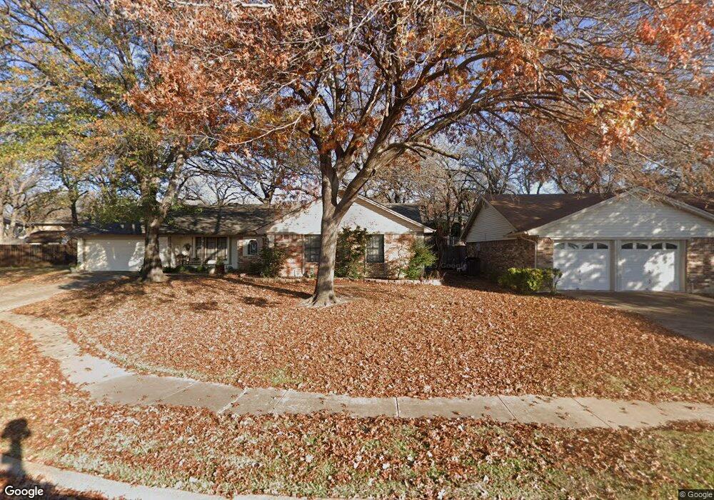 2916 Post Oak Ct, Bedford, TX 76021 - photo 1