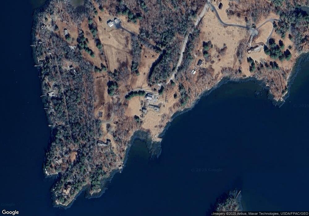 916 Cross Point Rd, Edgecomb, ME 04556 - photo 1
