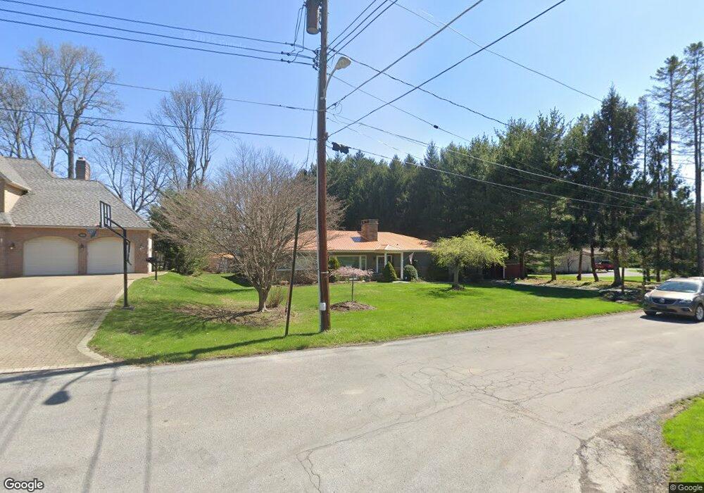 305 Beaver Ct, Johnstown, PA 15905 - photo 1