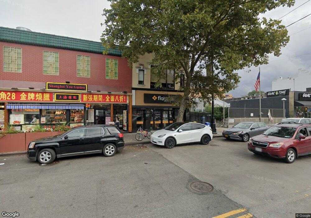 4111 Bell Blvd, Flushing, NY 11361 - photo 1