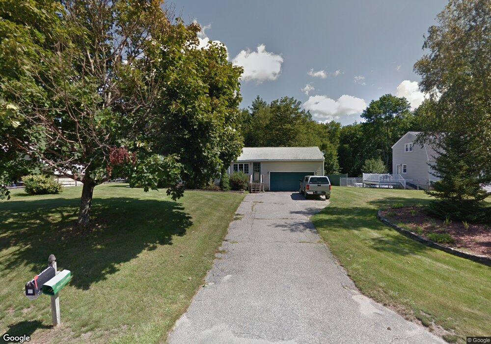 14 Lorraine Rd, MerriMacK, NH 03054 - photo 1