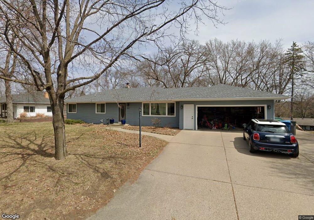 5367 Miracle Ln, Minnetonka, MN 55345 - photo 1