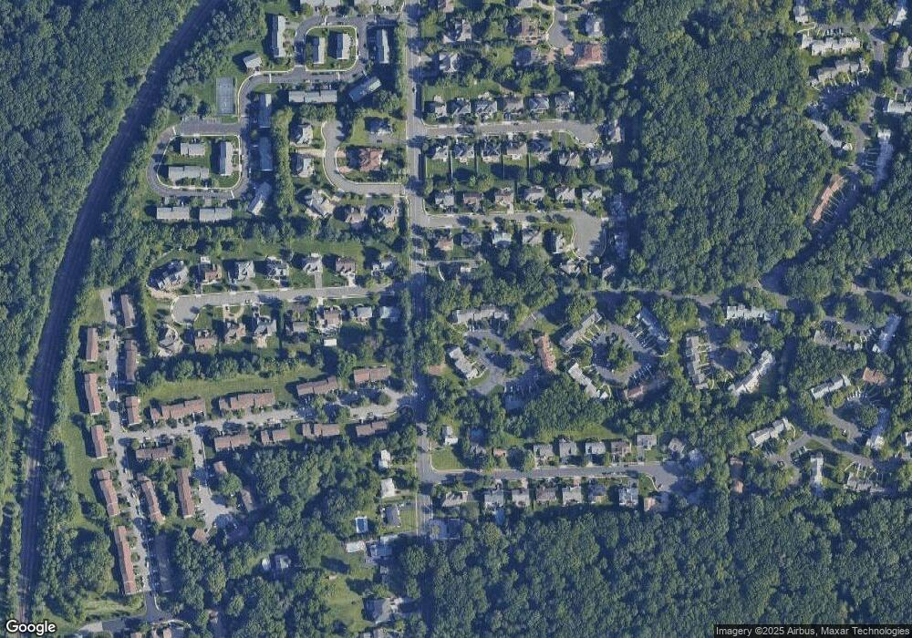 201 Timber Oaks Rd, Edison, NJ 08820 - photo 1