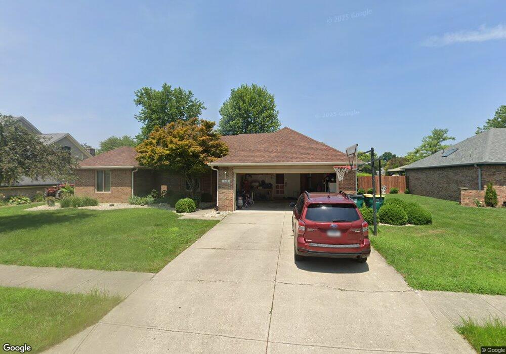 1502 Williamsburg Ln, Franklin, IN 46131 - photo 1