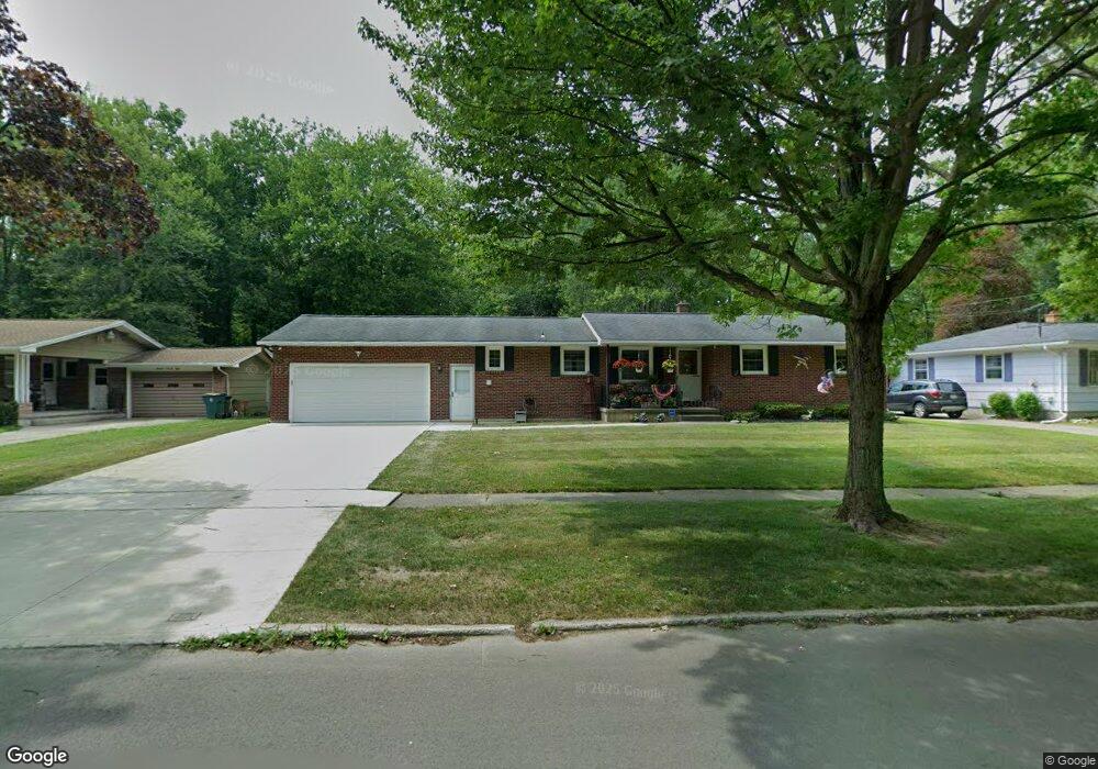 1386 Birch Dr, North Tonawanda, NY 14120 - photo 1