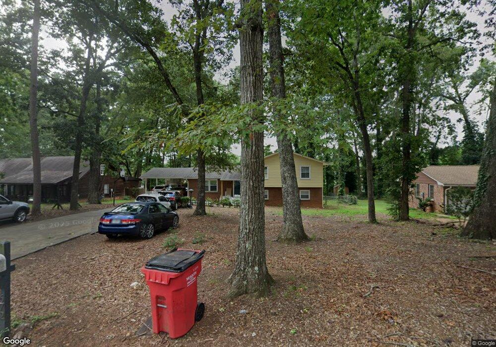 672 Trailwood Dr, Riverdale, GA 30274 - photo 1