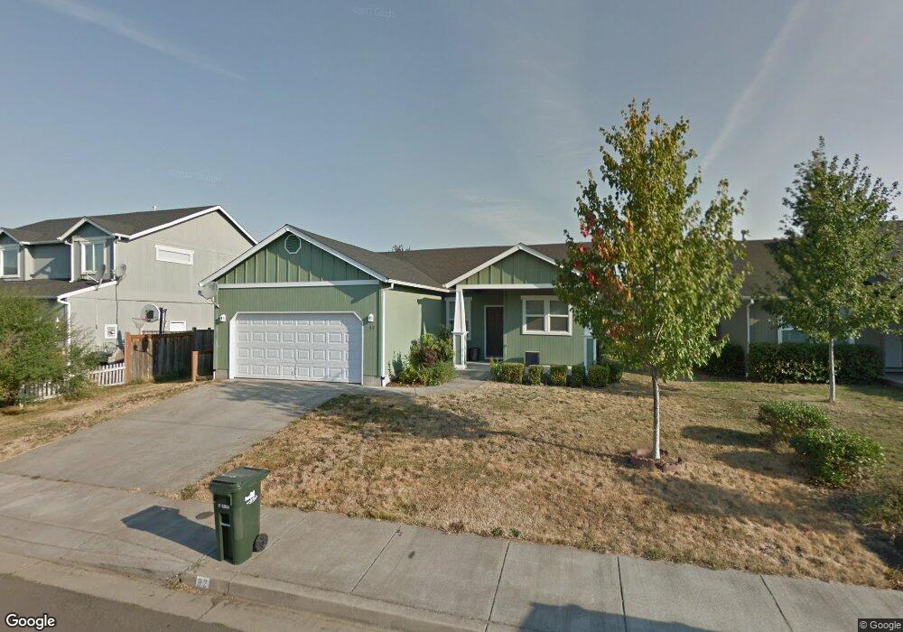 92 Honer Loop, Creswell, OR 97426 - photo 1