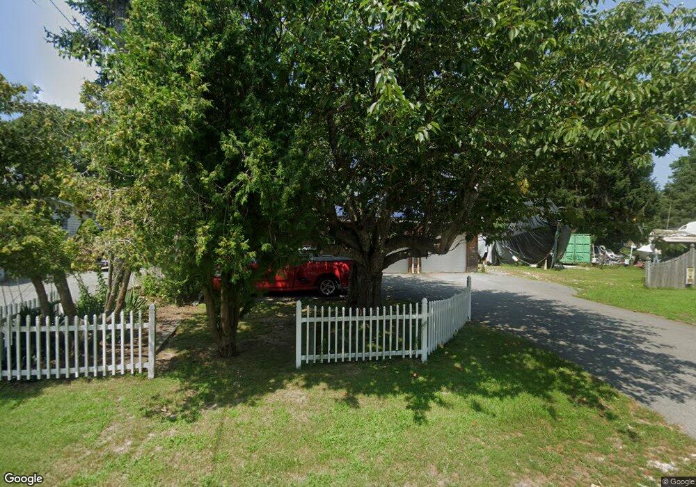 18 Winsegansett Ave, Fairhaven, MA 02719 - photo 1