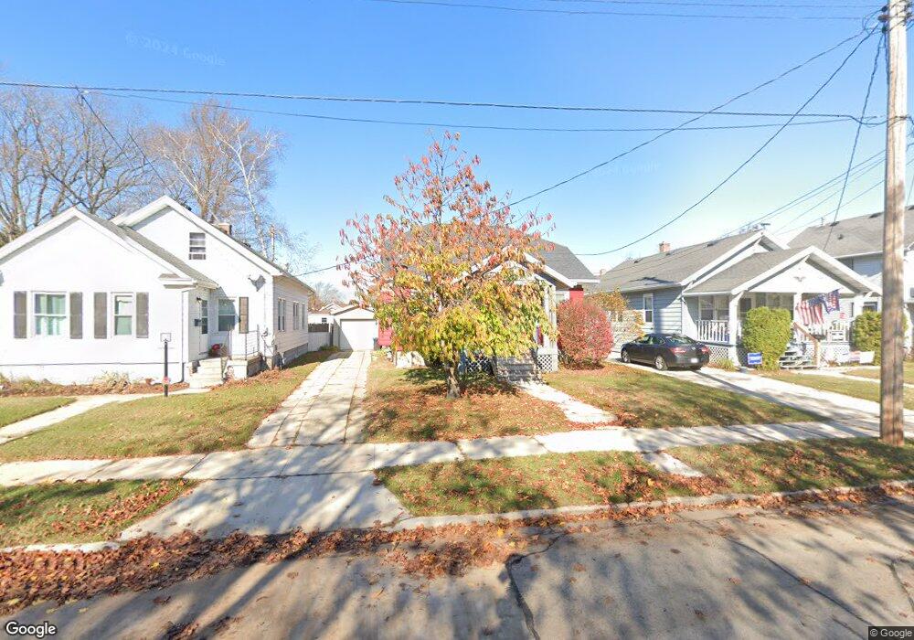 1910 28th St, Two Rivers, WI 54241 - photo 1