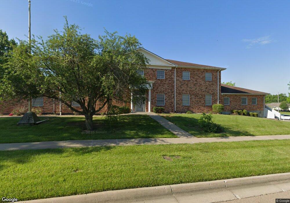 5401 SW 7th St, Topeka, KS 66606 - photo 1