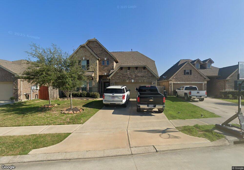 1744 Shane Trail Dr, Alvin, TX 77511 - photo 1