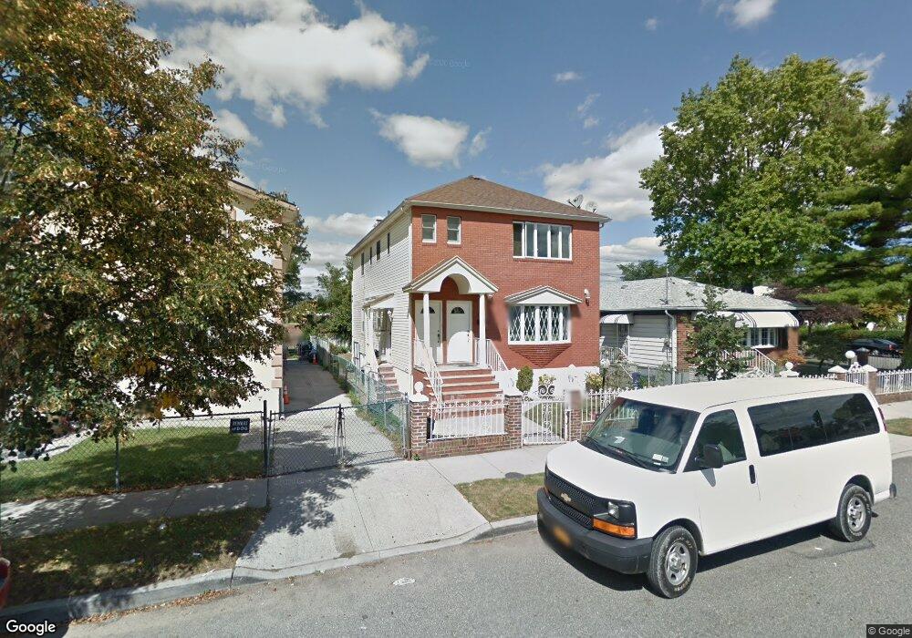 163-71 Mathias Ave unit 1st Fl, Jamaica, NY 11433 - photo 1