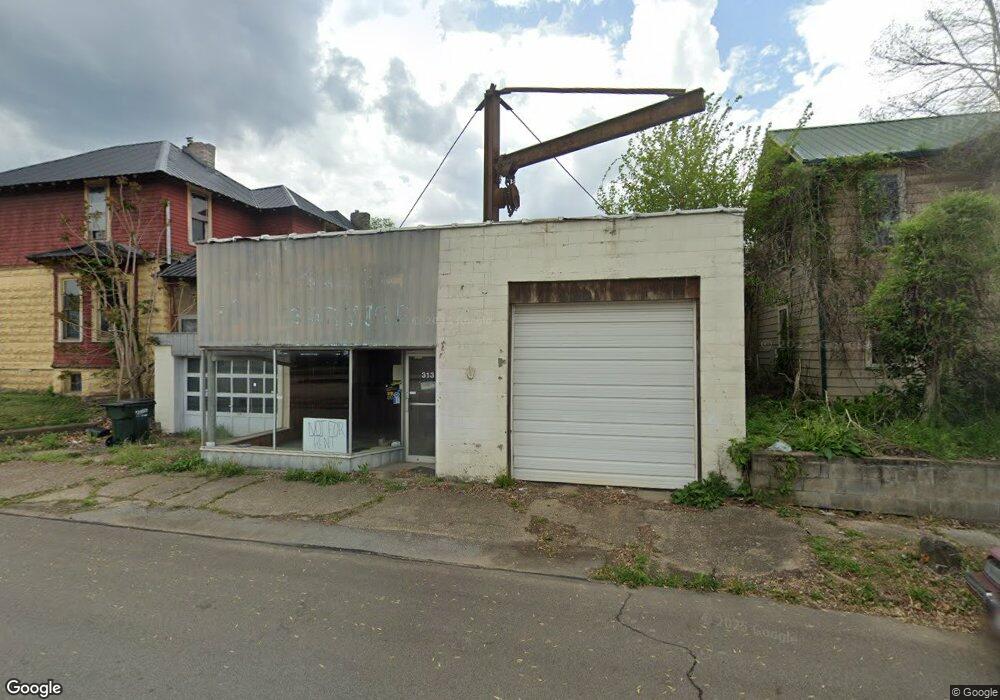 313 N 5th St, Coshocton, OH 43812 - photo 1