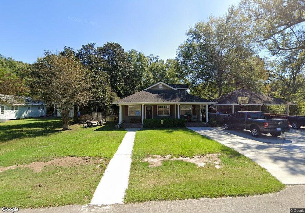 512 Pine St, Picayune, MS 39466 - photo 1