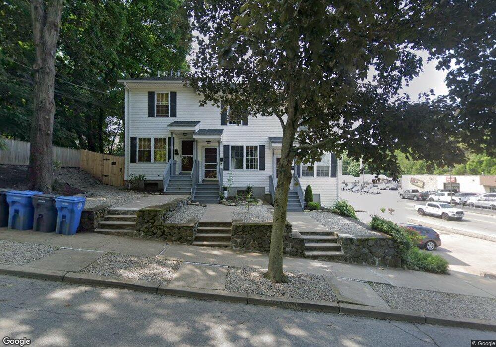 232 Dunedin St unit 2, Cranston, RI 02920 - photo 1