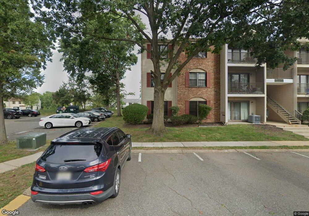 394 Lancaster Ct, Piscataway, NJ 08854 - photo 1