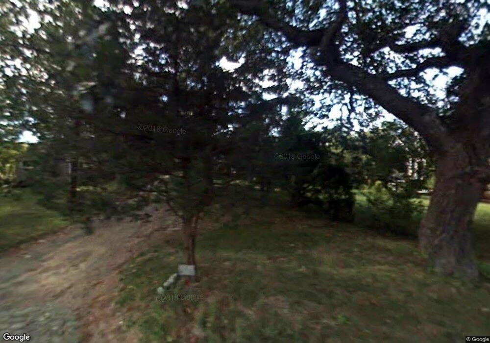 32 Vineyard Ave, Oak Bluffs, MA 02557 - photo 1