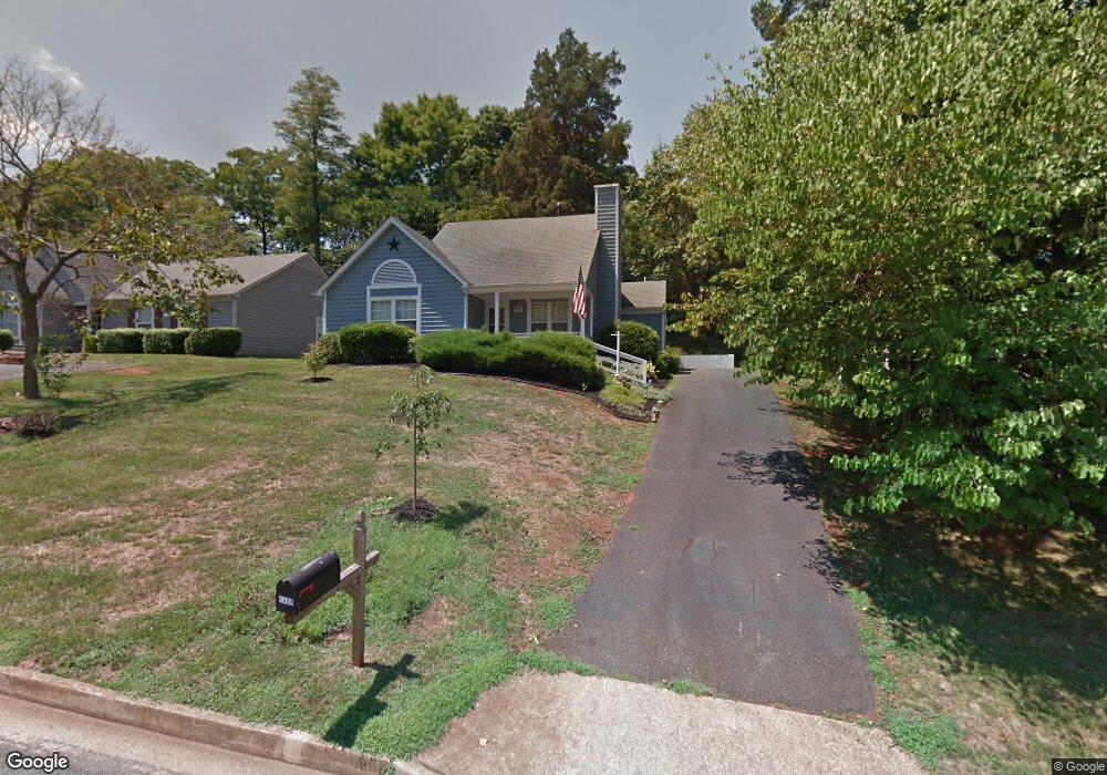 1460 Willow Lake Dr, Charlottesville, VA 22902 - photo 1