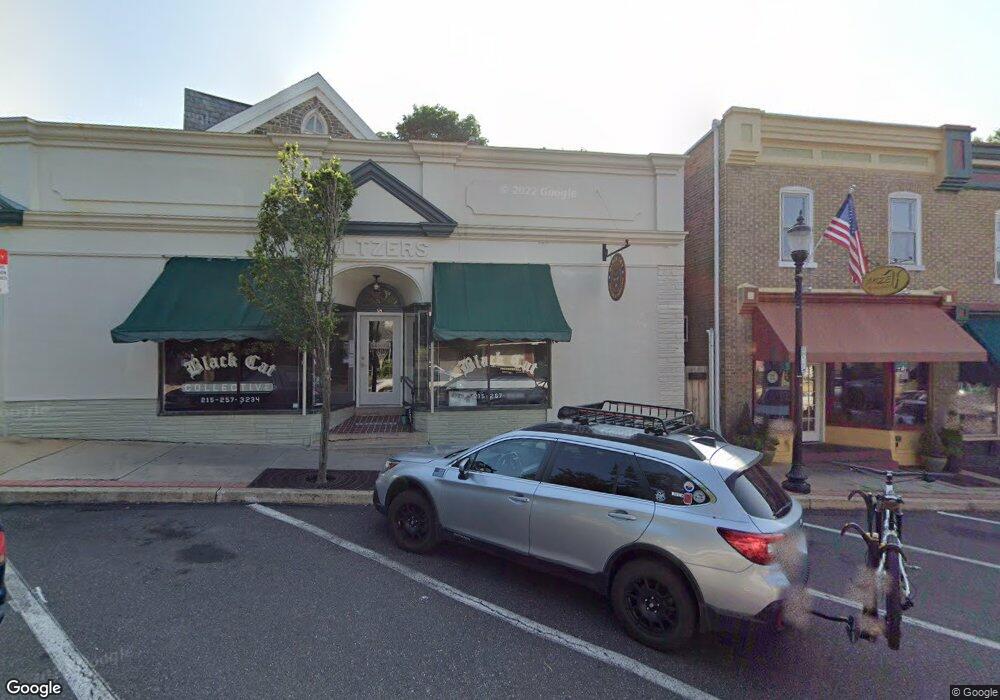 521 W Walnut St, Perkasie, PA 18944 - photo 1