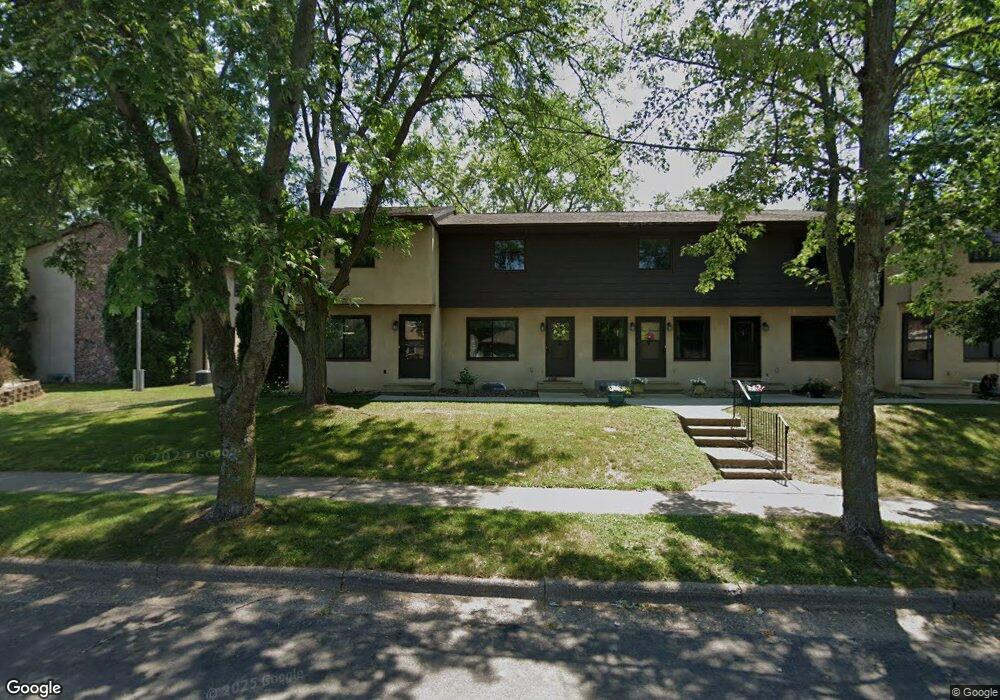 513 S 7th St unit 5, La Crescent, MN 55947 - photo 1