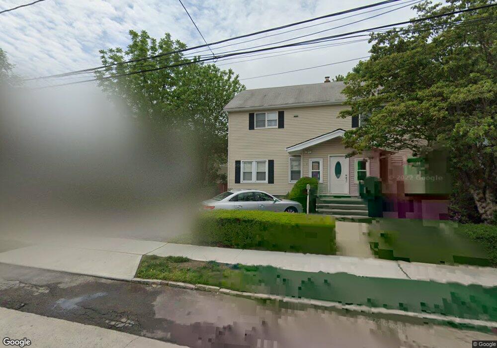 25 Locust St, Manhasset, NY 11030 - photo 1