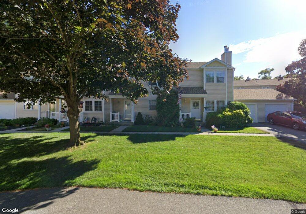 10 Taylor Commons, Yaphank, NY 11980 - photo 1
