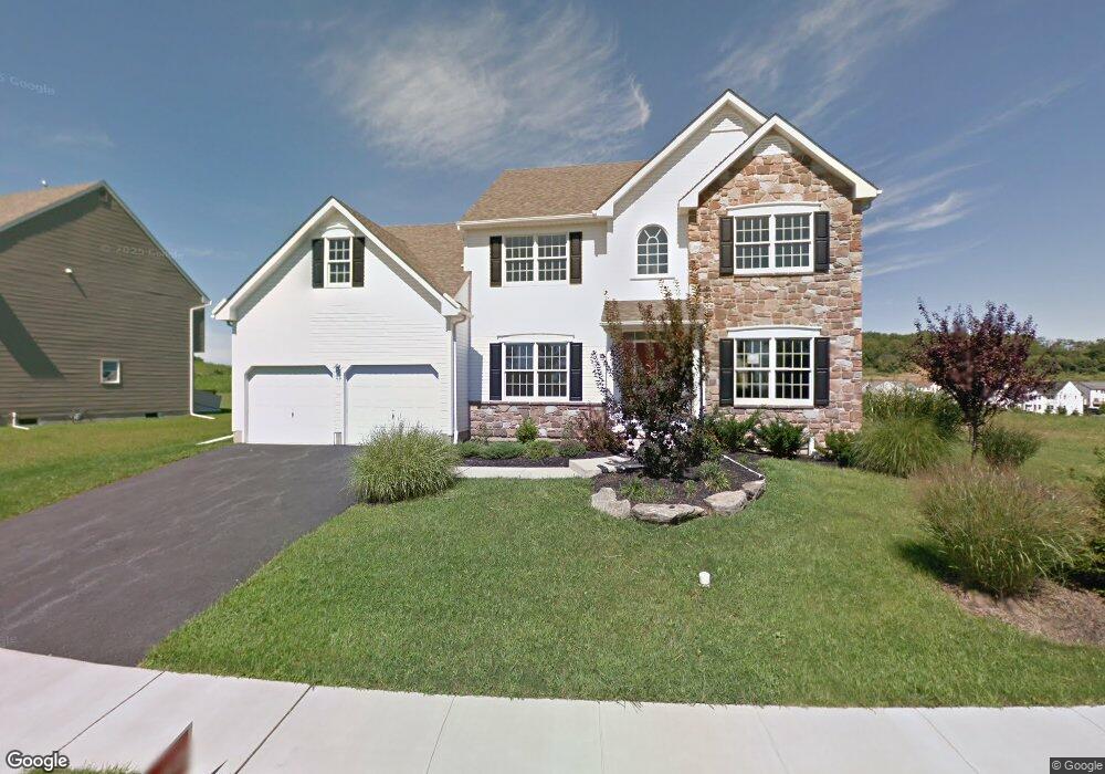 2802 Eagle Nest Ln, Nazareth, PA 18064 - photo 1