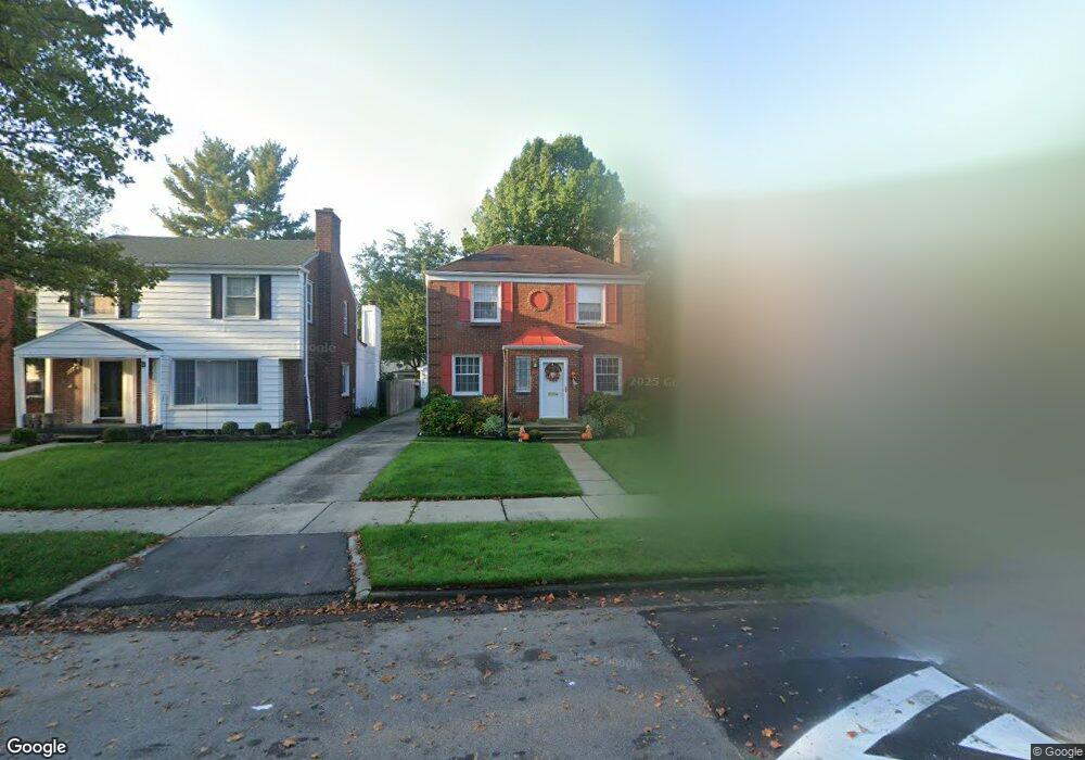 5965 Hillcrest St, Grosse Pointe, MI 48236 - photo 1